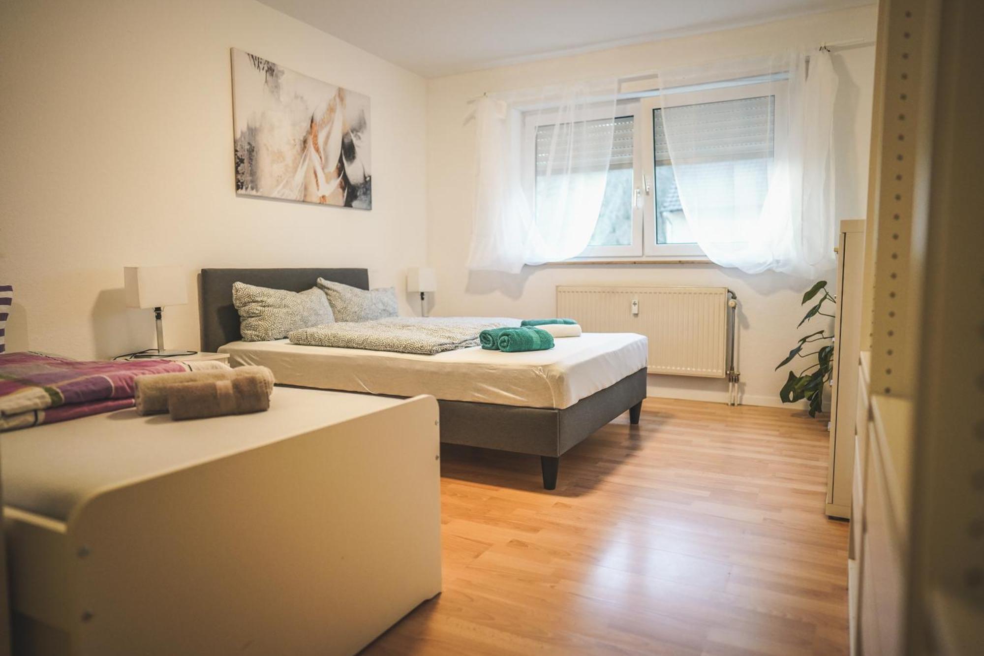 Moderne Ferienwohnung In Leimen Mit Balkon, Wehome Komfort Bagian luar foto